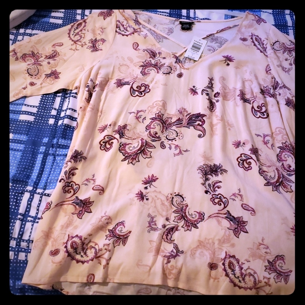 Gorgeous creamy pink with design top